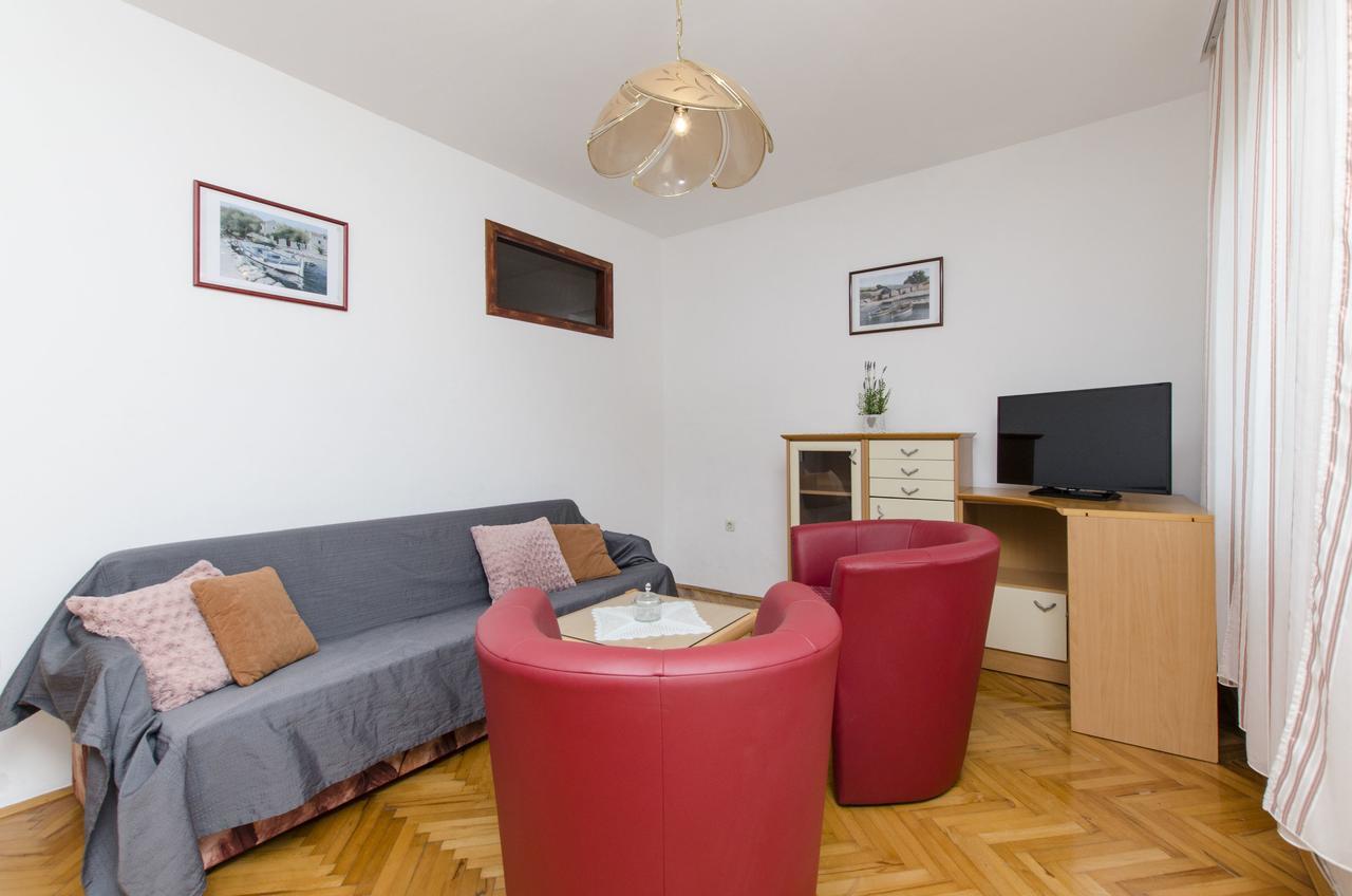 Apartment Danijela プリモシュテン エクステリア 写真